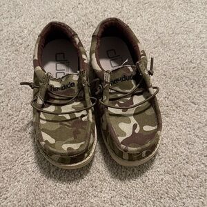 Hey Dude Kids Moccasins in Olive Green Camo